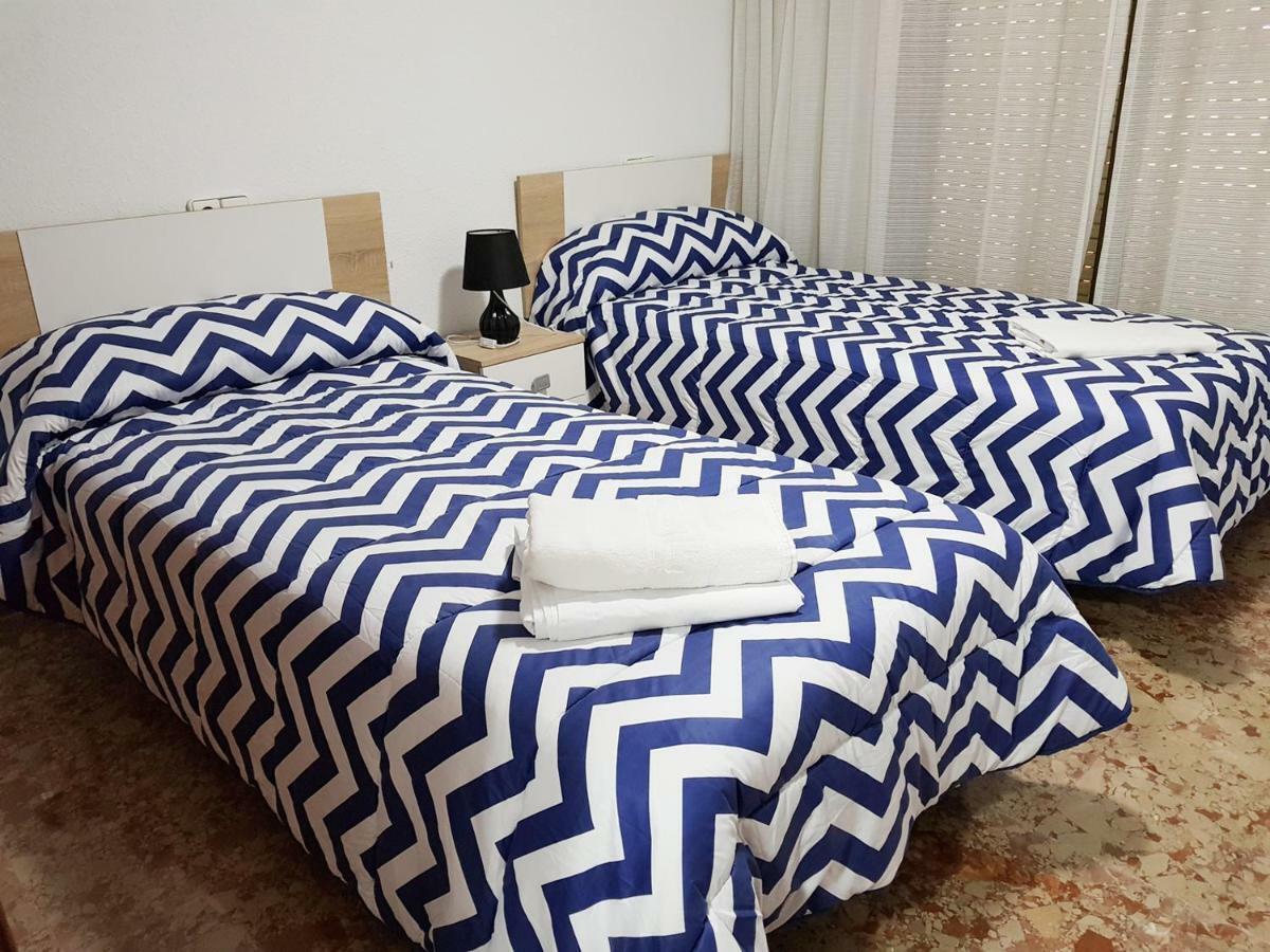 Apartamento Completo Maravall Centro ベニドルム エクステリア 写真