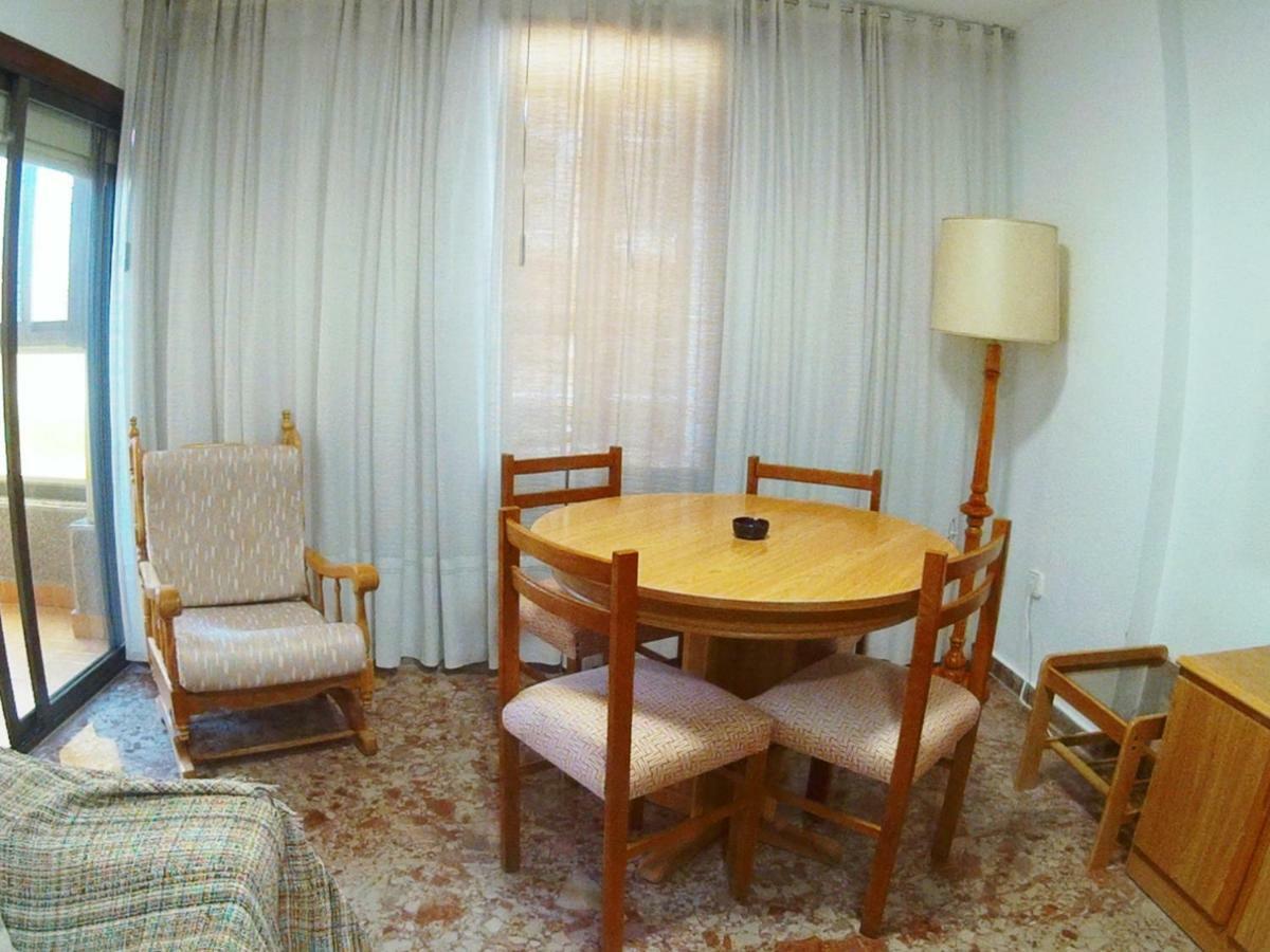 Apartamento Completo Maravall Centro ベニドルム エクステリア 写真